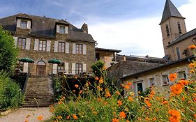 Logis Hotels - Hostellerie Des Lauriers - Hotel Et Restaurant